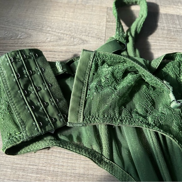 Urban Outfitters Green Corset - Picture 5 of 5